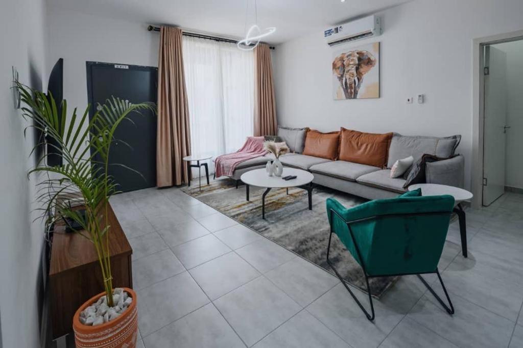 1 Bedroom Apartment For Rent Accra Esterno foto